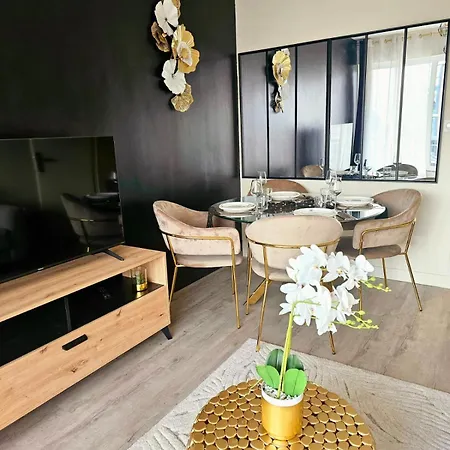 アパート Le Golden Acces Direct Tramway Geneve Avec Parking アンビイ